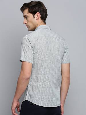 men's short sleeves geometric white shirt 4