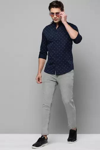 Showoff men's long sleeves geometric navy blue shirt