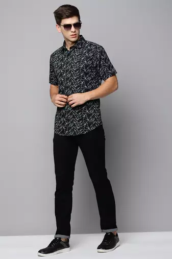 men's short sleeves abstract black shirt