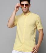 Showoff men's short sleeves textured yellow shirt