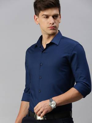 Showoff men's long sleeves textured navy blue shirt 1