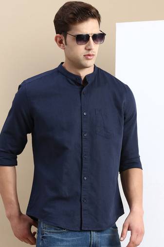 Showoff men's long sleeves solid navy blue shirt