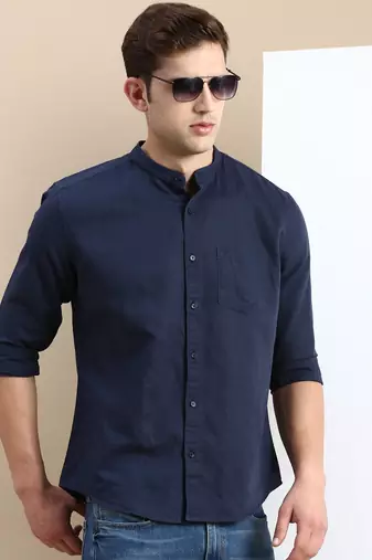 Showoff men's long sleeves solid navy blue shirt