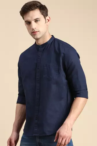 Showoff men's long sleeves solid navy blue shirt