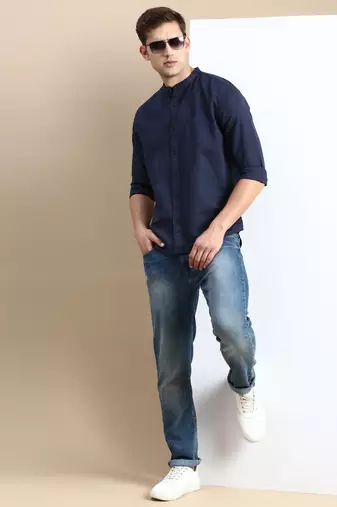 Showoff men's long sleeves solid navy blue shirt