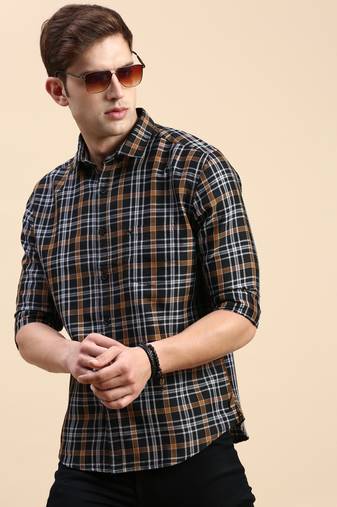 Showoff men's long sleeves checked navy blue shirt