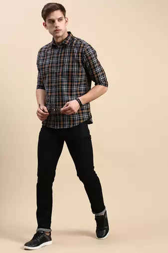 Showoff men's long sleeves checked navy blue shirt