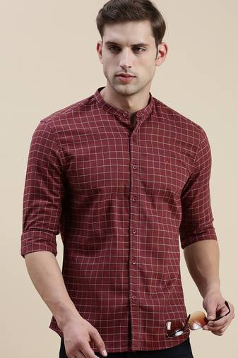 men's long sleeves gingham checks maroon shirt