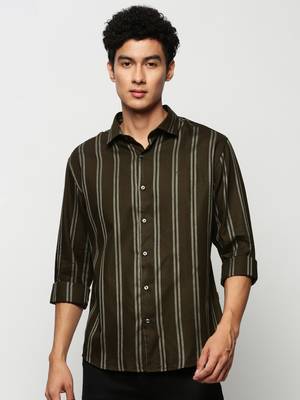 men's long sleeves vertical stripes olive shirt 2
