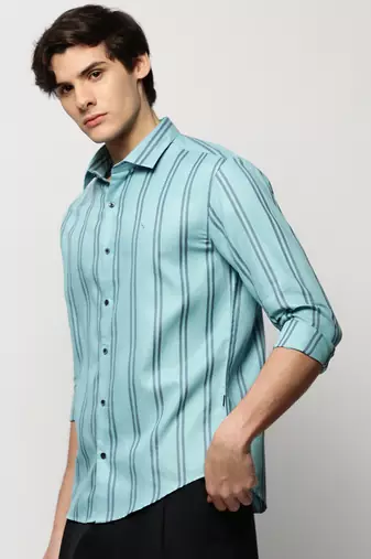 men's long sleeves vertical stripes blue shirt