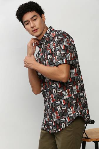 men's short sleeves abstract black shirt