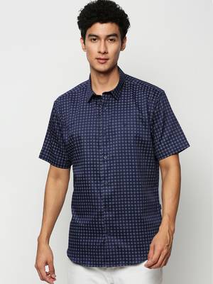 men's short sleeves geometric navy blue shirt 2