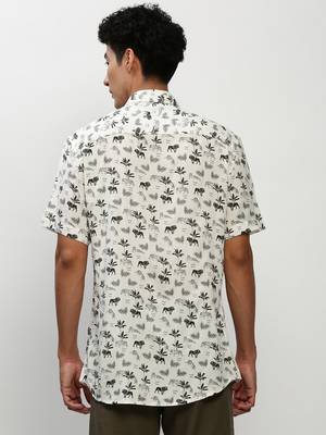 men's short sleeves conversational white shirt 4