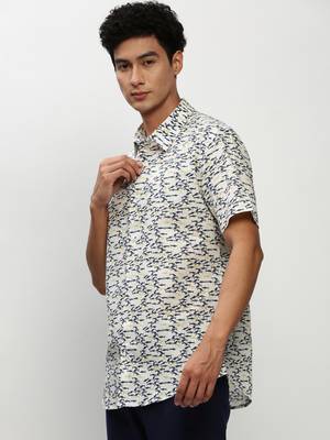 men's short sleeves conversational white shirt 3
