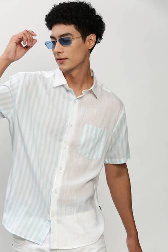 men's short sleeves vertical stripes white shirt