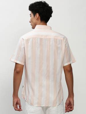men's short sleeves vertical stripes white shirt 4