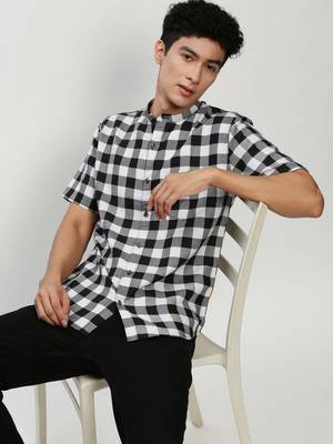 men's short sleeves gingham checks black shirt 1