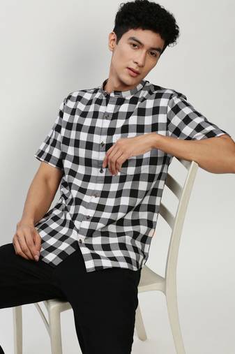 men's short sleeves gingham checks black shirt