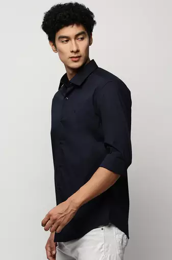 Showoff men's long sleeves solid navy blue shirt