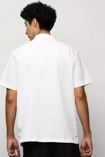 men's short sleeves vertical stripes white shirt