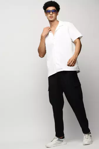 men's short sleeves vertical stripes white shirt