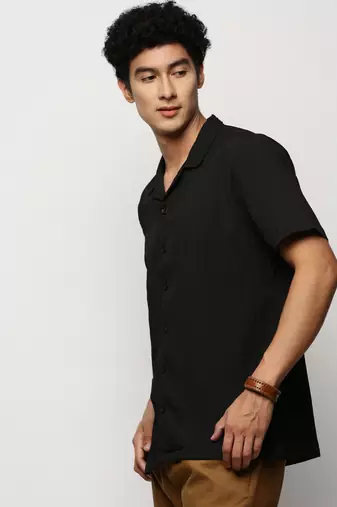 Showoff men's short sleeves vertical stripes black shirt