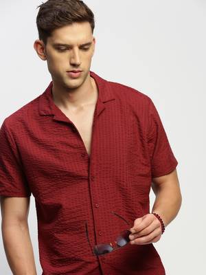 men's short sleeves solid maroon shirt 1