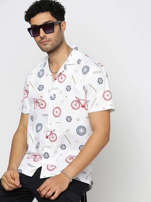 men's short sleeves graphic white shirt 1