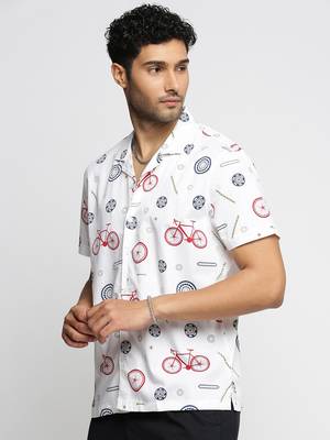 men's short sleeves graphic white shirt 3