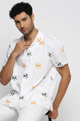 men's short sleeves graphic white shirt