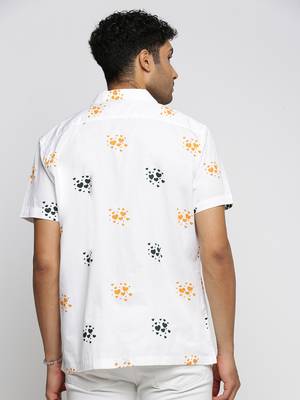 men's short sleeves graphic white shirt 4