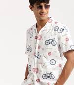 men's short sleeves graphic white shirt