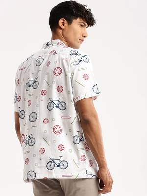 men's short sleeves graphic white shirt 4