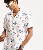 men's short sleeves graphic white shirt