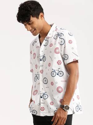 men's short sleeves graphic white shirt 3
