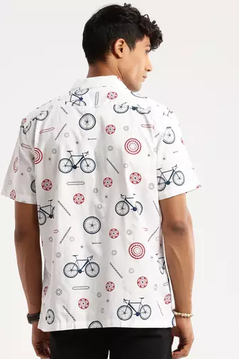 men's short sleeves graphic white shirt
