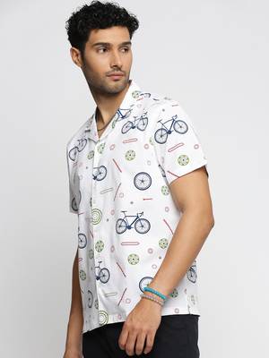 men's short sleeves graphic white shirt 3