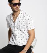 men's short sleeves graphic white shirt