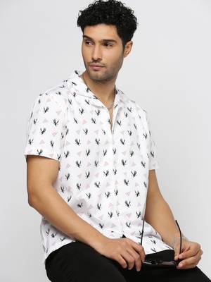 men's short sleeves graphic white shirt 1