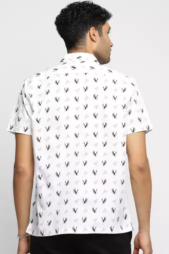 men's short sleeves graphic white shirt