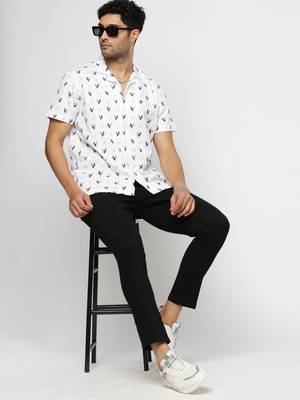 men's short sleeves graphic white shirt 5