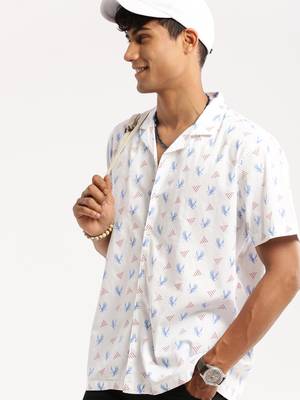 men's short sleeves graphic white shirt 1