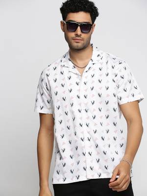 men's short sleeves graphic white shirt 1