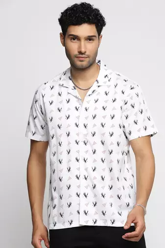 men's short sleeves graphic white shirt