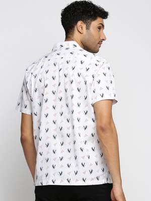 men's short sleeves graphic white shirt 4
