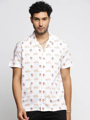 men's short sleeves graphic white shirt 2
