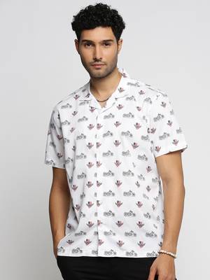 men's short sleeves graphic white shirt 2