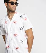 men's short sleeves graphic white shirt
