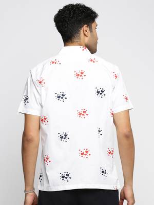 men's short sleeves graphic white shirt 4