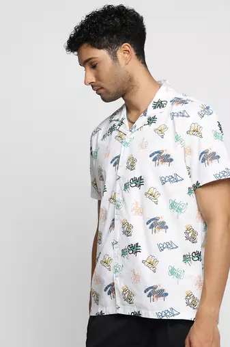 men's short sleeves typography white shirt